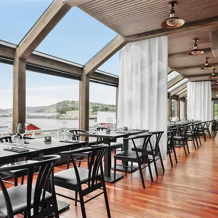 Fjord Hotel 3*