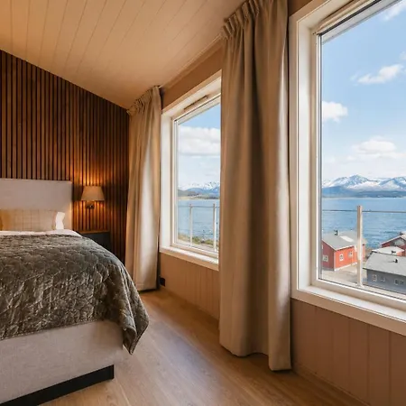Fjord Hotel